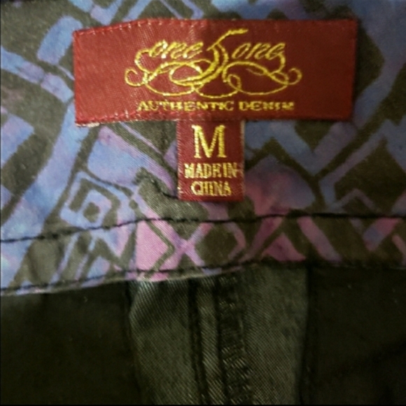 One 5 One Skirt - Picture 6 of 7